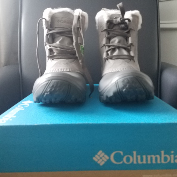 COLUMBIA SIERRA SUMMETTE SHORTY - New in box - Picture 3 of 6